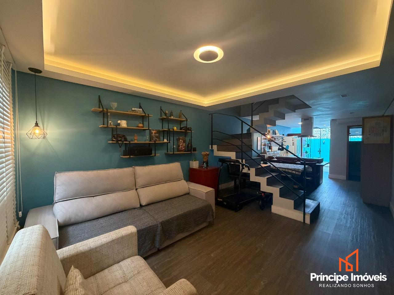 Geminado à venda em Joinville, Saguaçu, 3 quartos: 