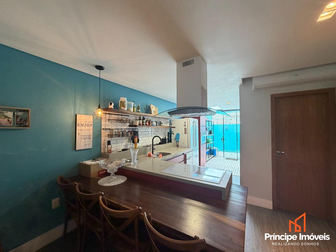 Geminado à venda em Joinville, Saguaçu, 3 quartos: 