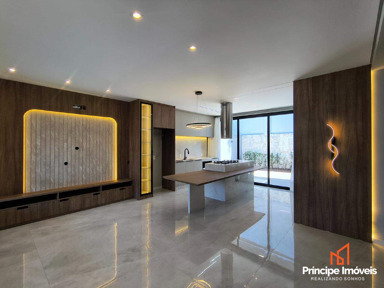 Casa para aluguel em Joinville, Glória, 3 quartos: 