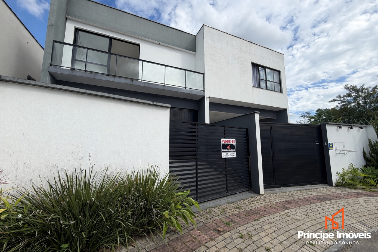 Geminado à venda em Joinville, Glória, 3 quartos: 