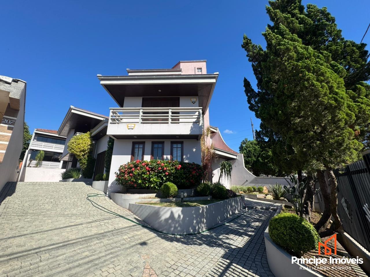 Casa à venda em Joinville, Boa Vista, 5 quartos: 