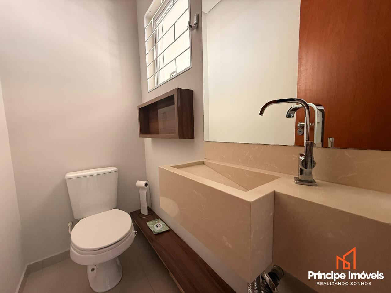 Casa à venda em Joinville, Floresta, 3 quartos: 