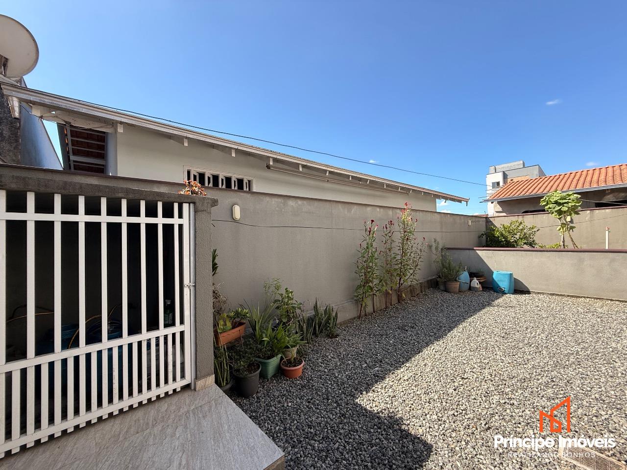 Casa à venda em Joinville, Boa Vista, 13 quartos: 