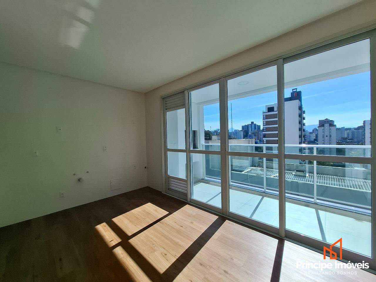 Apartamento à venda em Joinville, Centro, 2 quartos: 