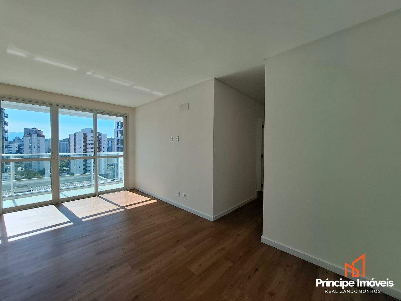 Apartamento à venda em Joinville, Centro, 2 quartos: 