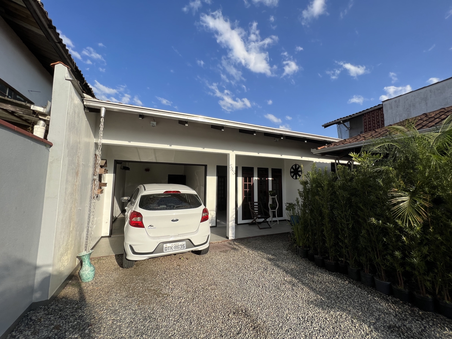 Casa à venda em Joinville, Guanabara, 3 quartos: 