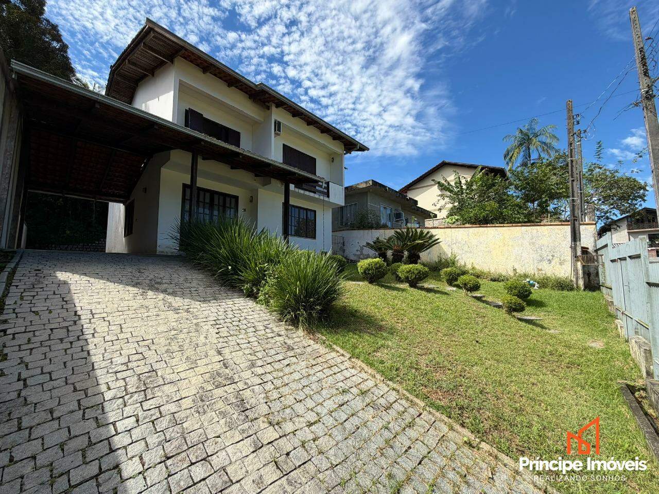 Casa à venda em Joinville, Boa Vista, 3 quartos: 