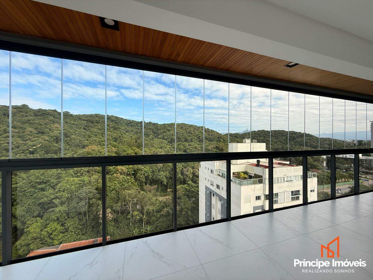 Apartamento à venda em Joinville, Atiradores, 3 quartos: 