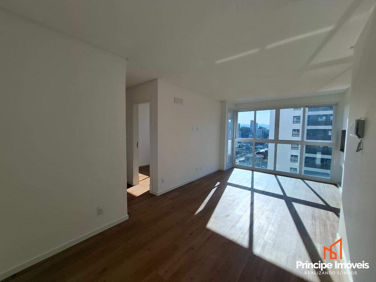 Apartamento à venda em Joinville, Centro, 2 quartos: 