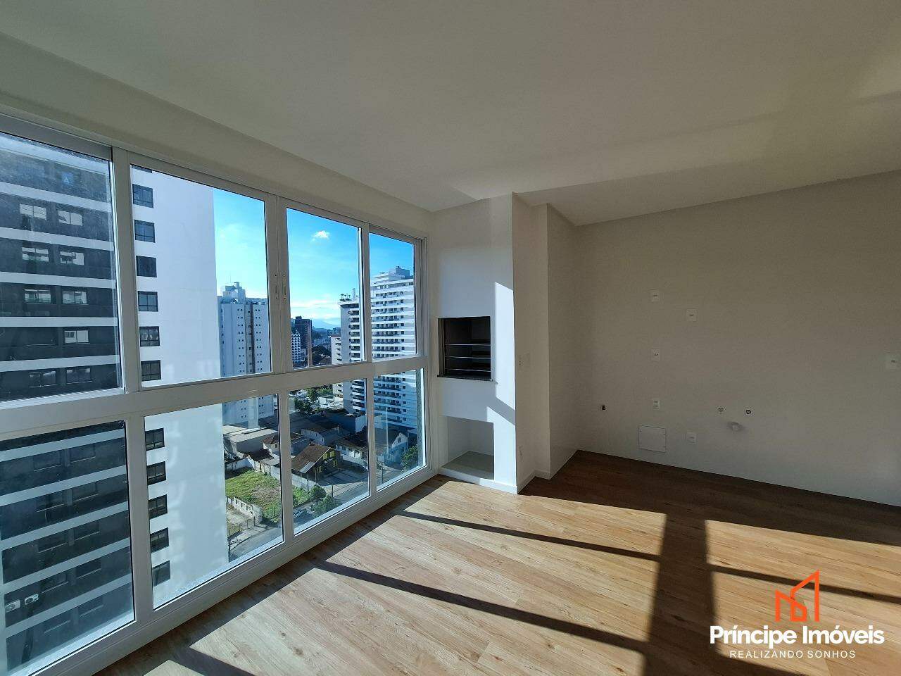 Apartamento à venda em Joinville, Centro, 2 quartos: 