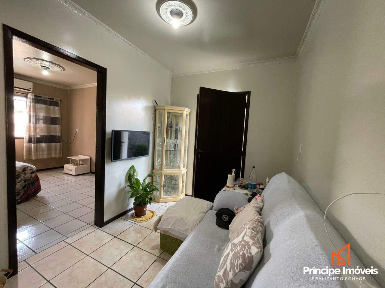 Casa à venda em Joinville, Floresta, 4 quartos: 