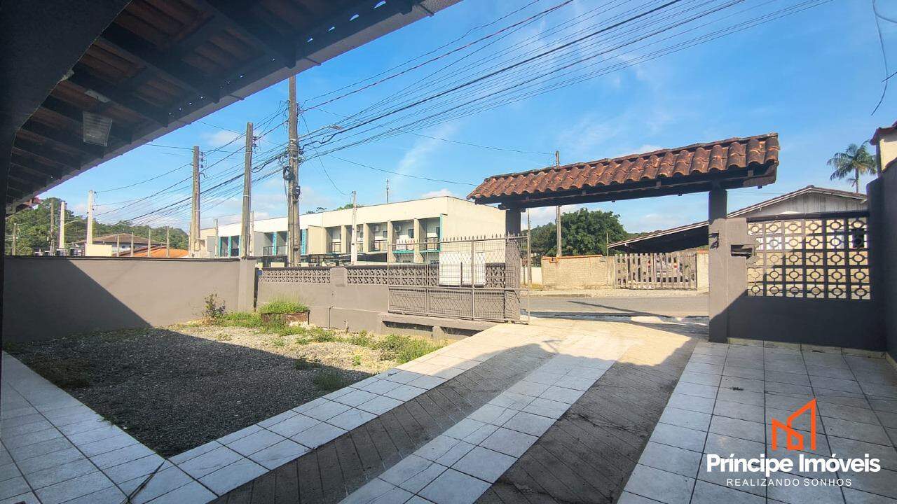 Casa para aluguel em Joinville, Nova Brasília, 4 quartos: 