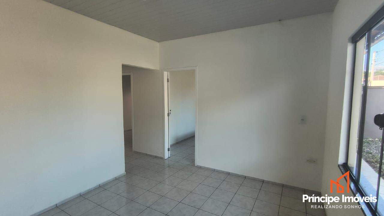Casa para aluguel em Joinville, Nova Brasília, 4 quartos: 