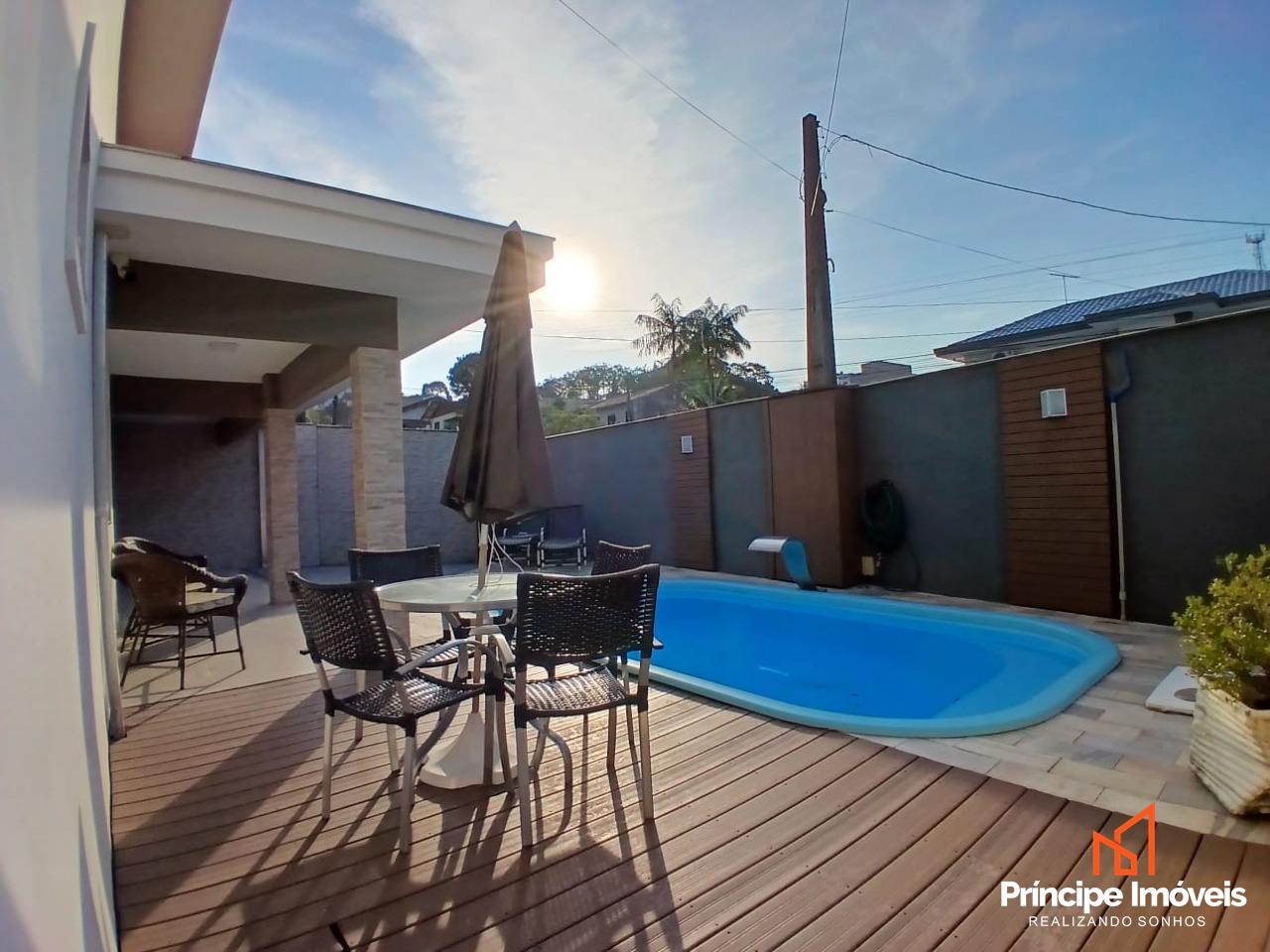 Casa à venda em Joinville, Floresta, 3 quartos: 