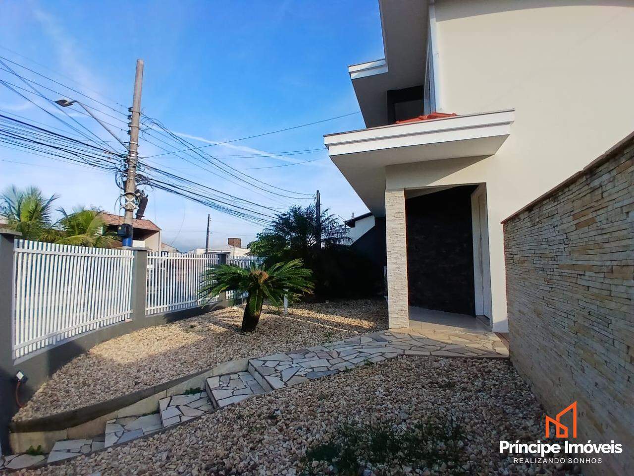 Casa à venda em Joinville, Floresta, 3 quartos: 