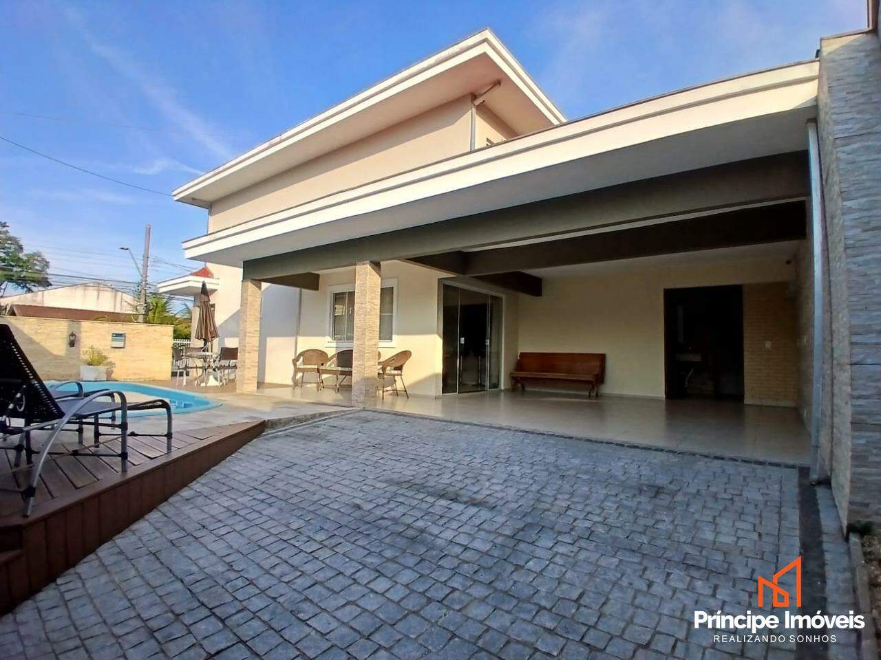 Casa à venda em Joinville, Floresta, 3 quartos: 