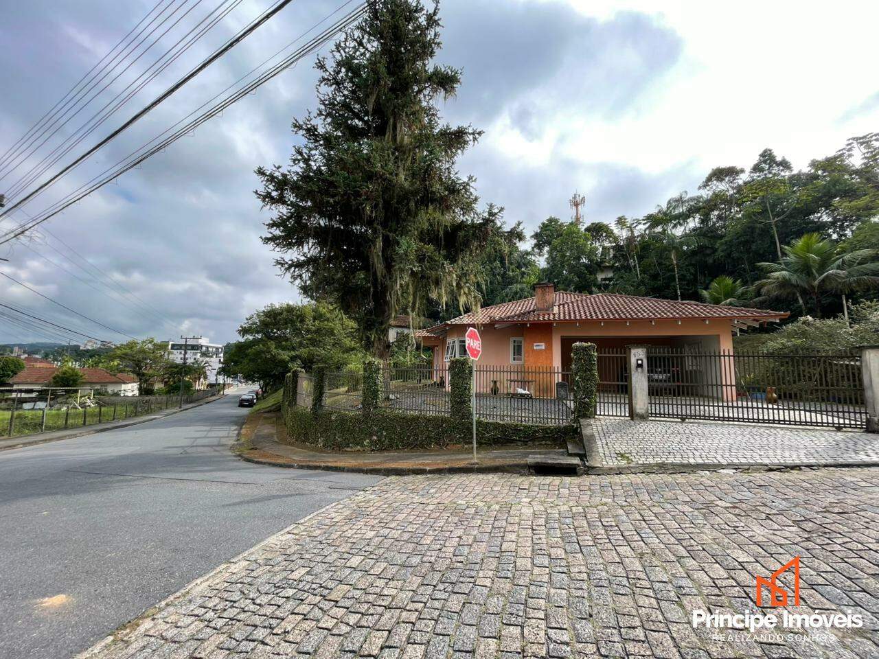 Casa à venda em Joinville, Floresta, 3 quartos: 