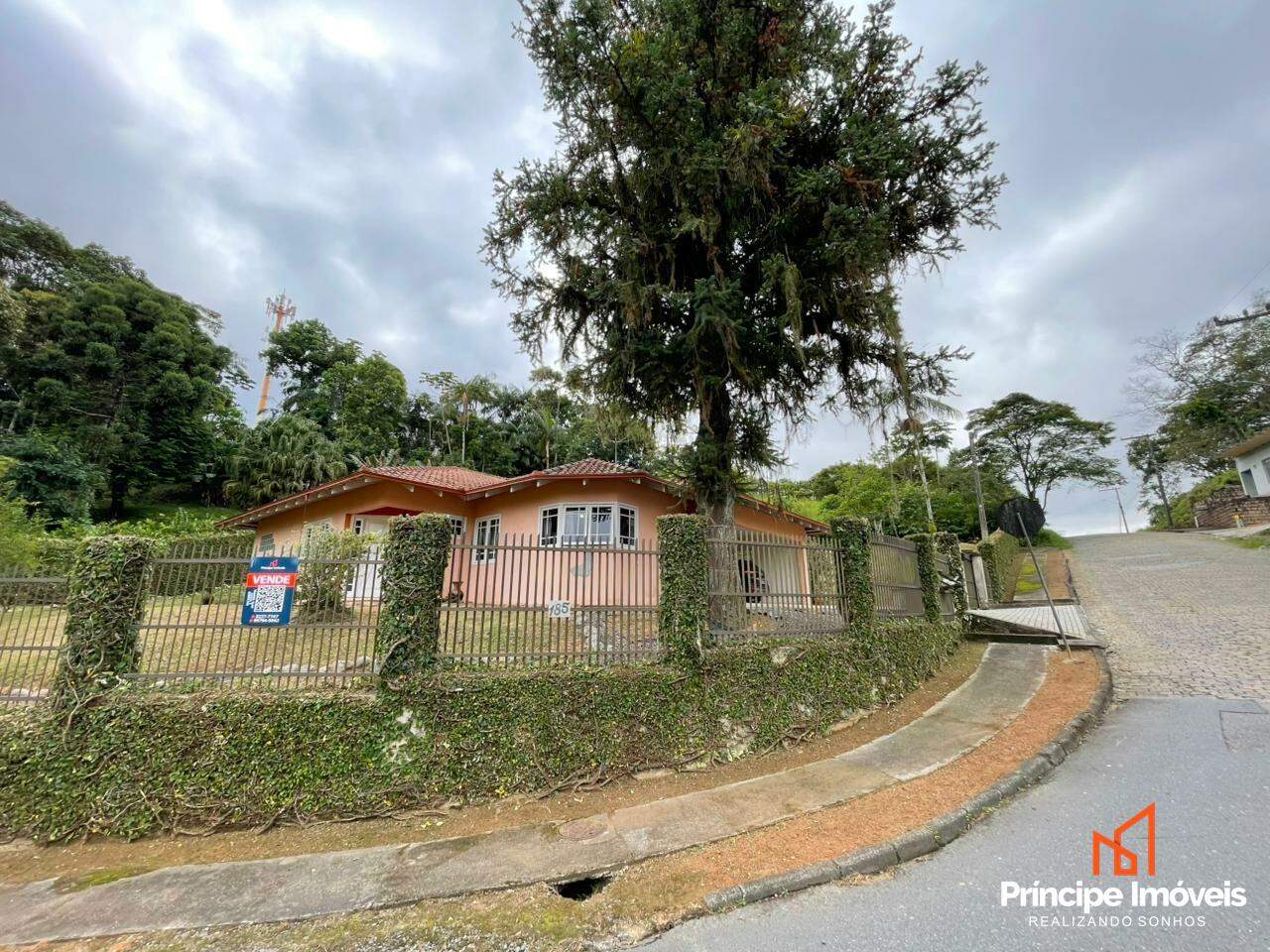 Casa à venda em Joinville, Floresta, 3 quartos: 