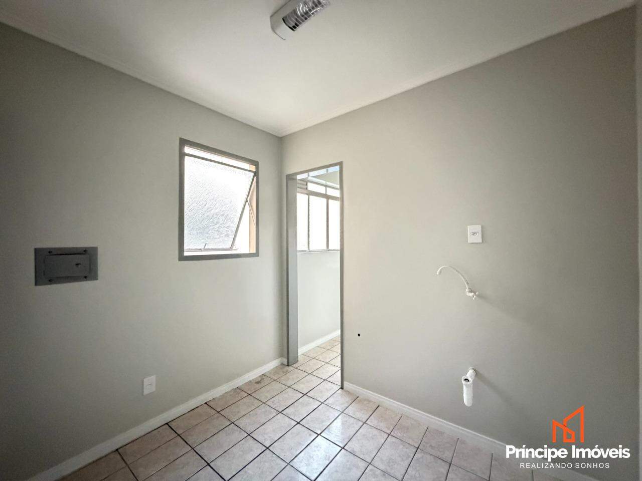 Apartamento à venda em Joinville, Guanabara, 2 quartos: 