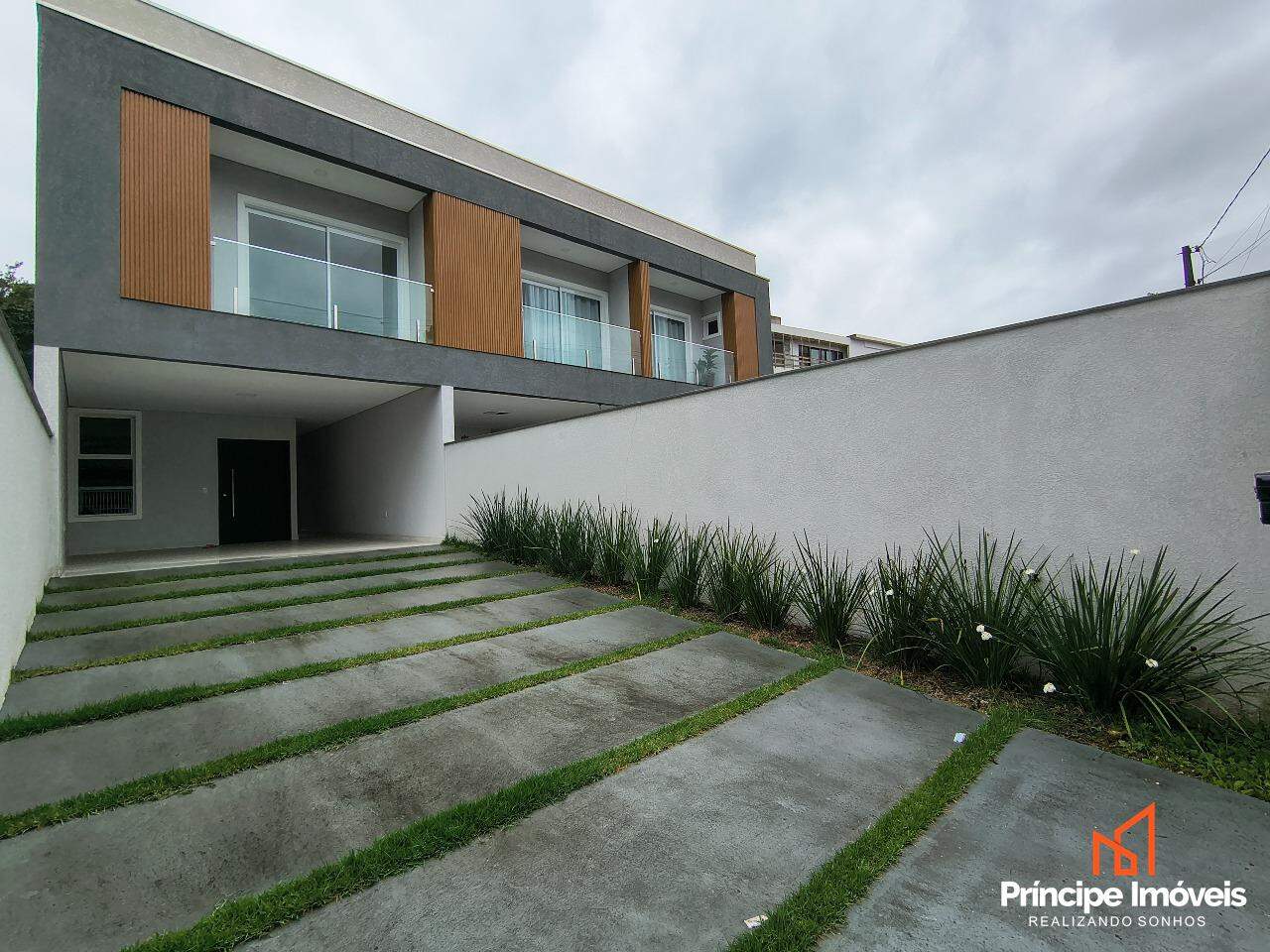Geminado à venda em Joinville, Floresta, 3 quartos: 