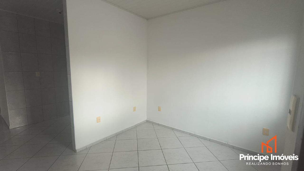 Apartamento para aluguel em Joinville, Santo Antônio, 2 quartos: 