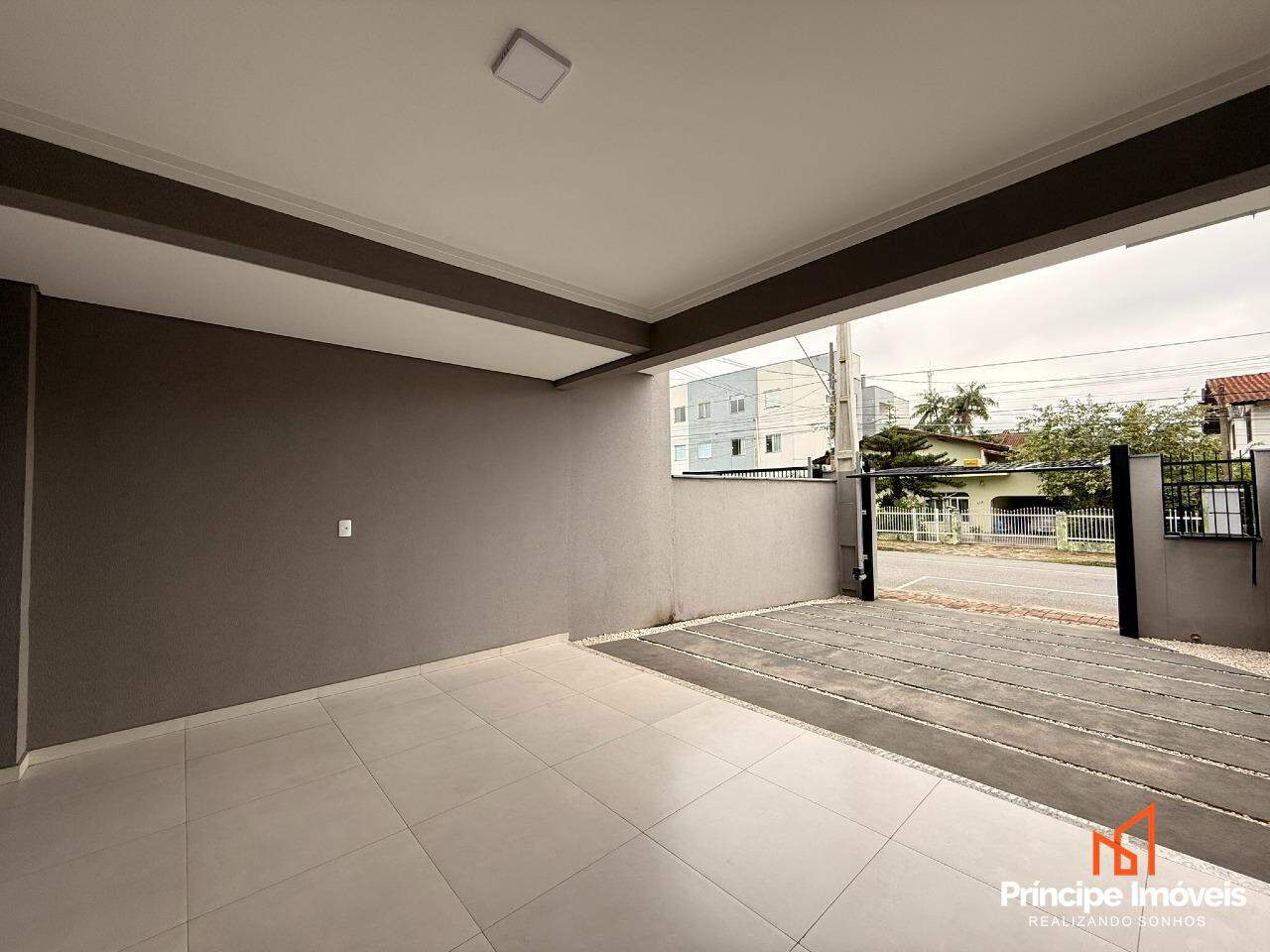 Geminado à venda em Joinville, Boa Vista, 3 quartos: 