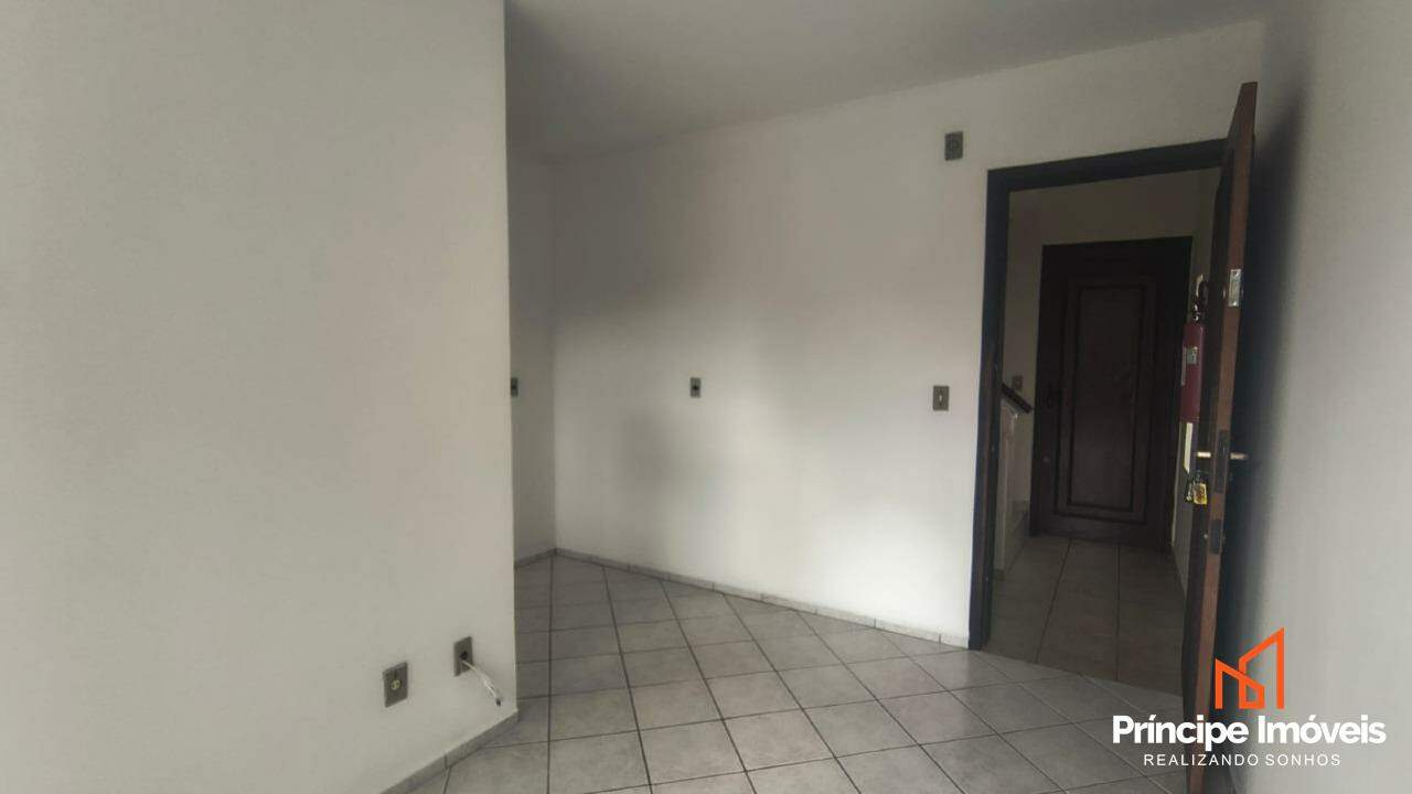 Apartamento para aluguel em Joinville, Costa e Silva, 2 quartos: 
