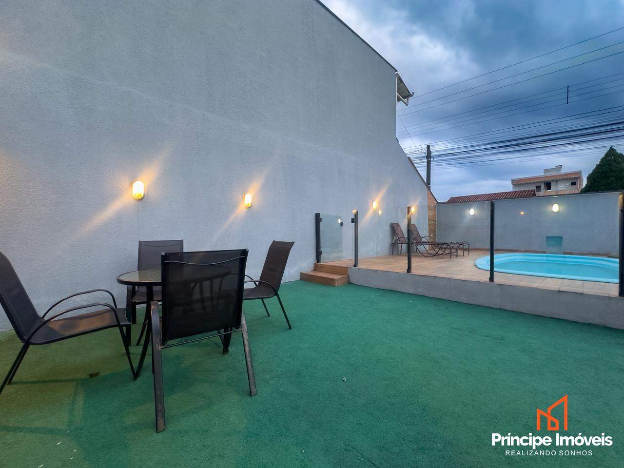 Casa à venda em Joinville, Boa Vista, 4 quartos: 