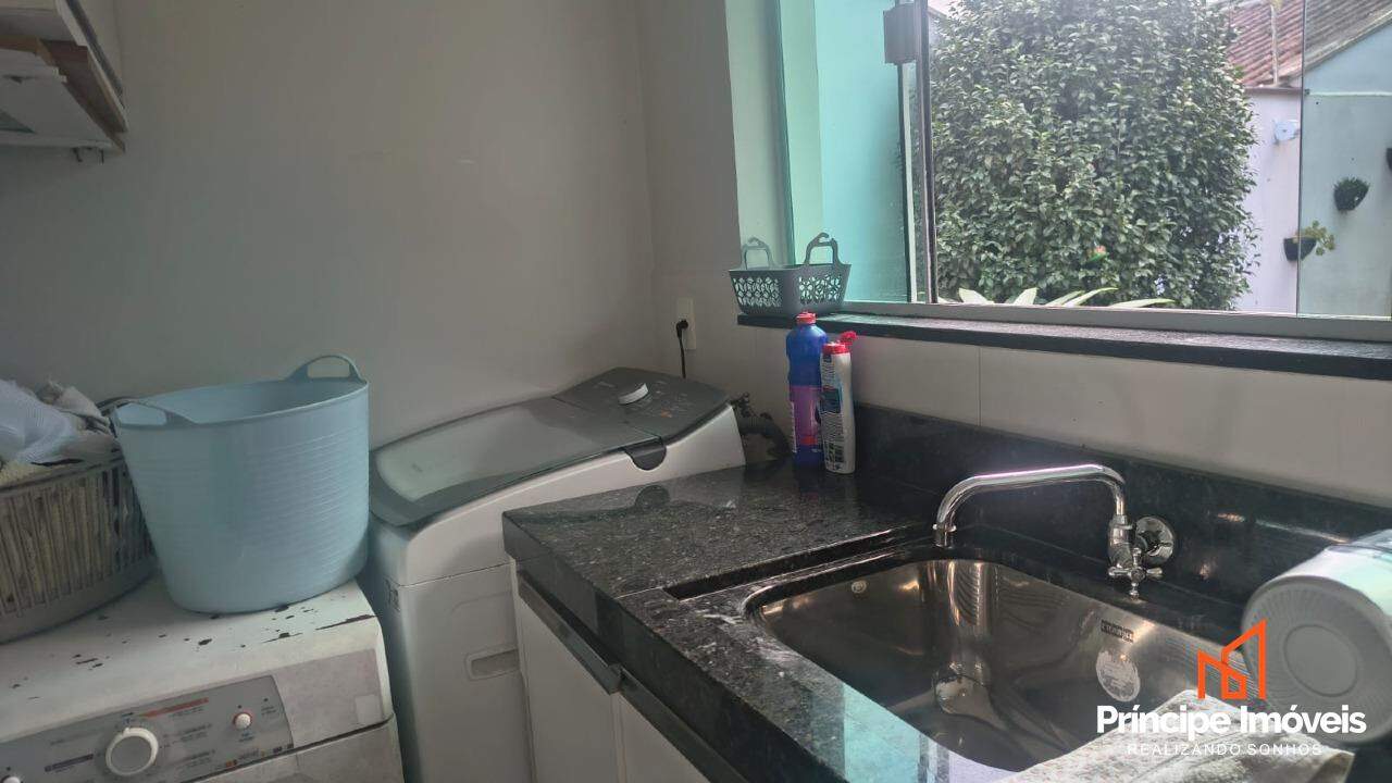 Casa para aluguel em Joinville, Boehmerwald, 3 quartos: 