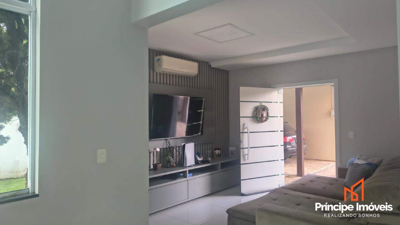 Casa para aluguel em Joinville, Boehmerwald, 3 quartos: 