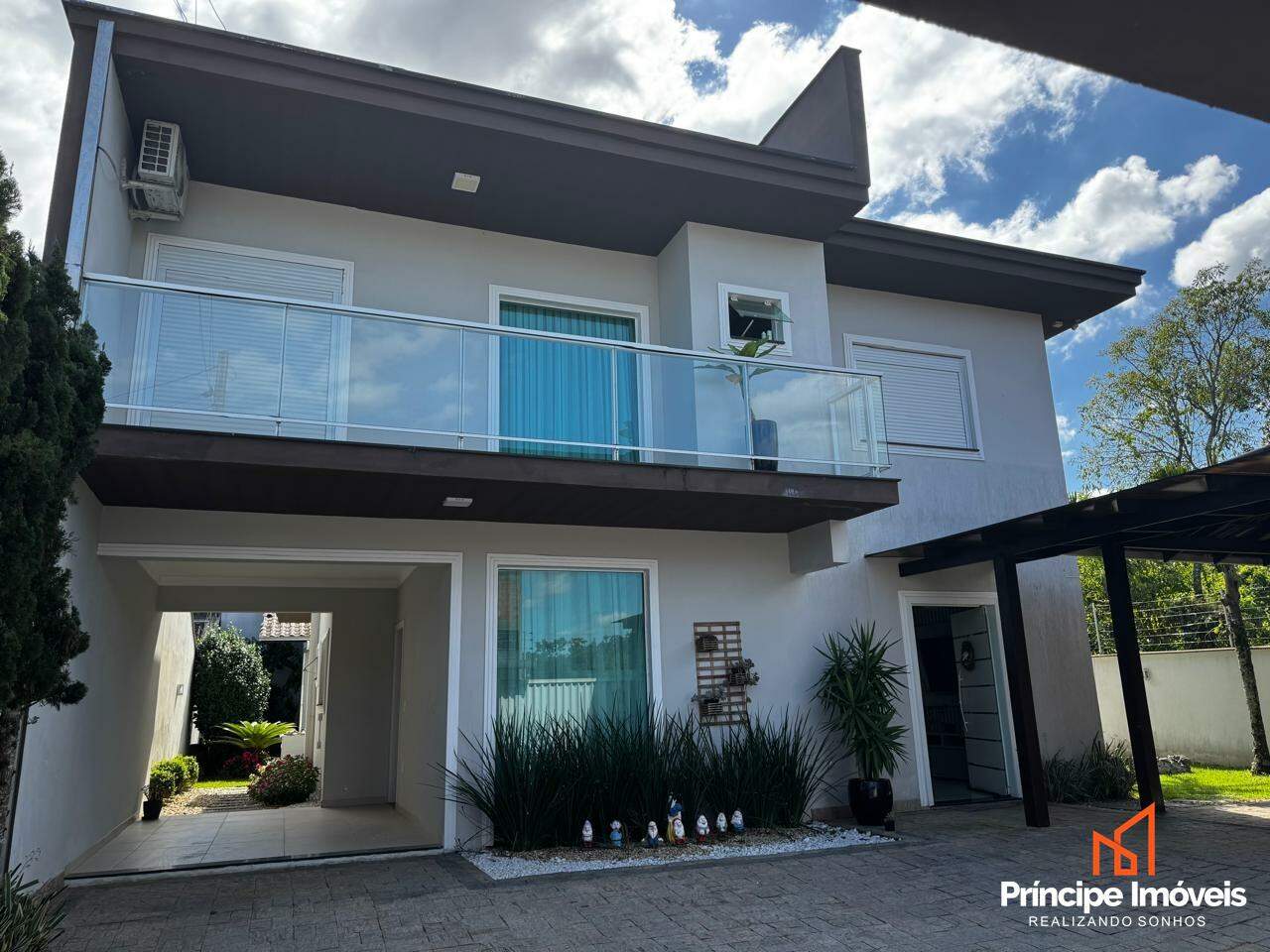 Casa para aluguel em Joinville, Boehmerwald, 3 quartos: 