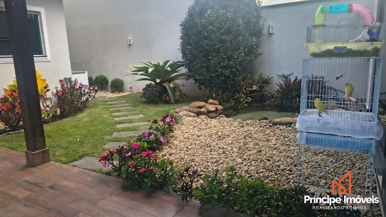 Casa para aluguel em Joinville, Boehmerwald, 3 quartos: 