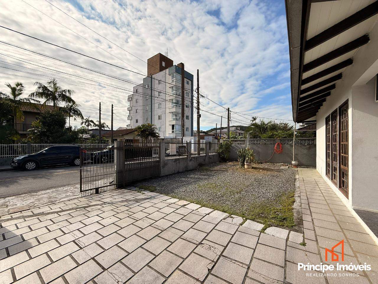 Casa à venda em Joinville, Guanabara, 3 quartos: 