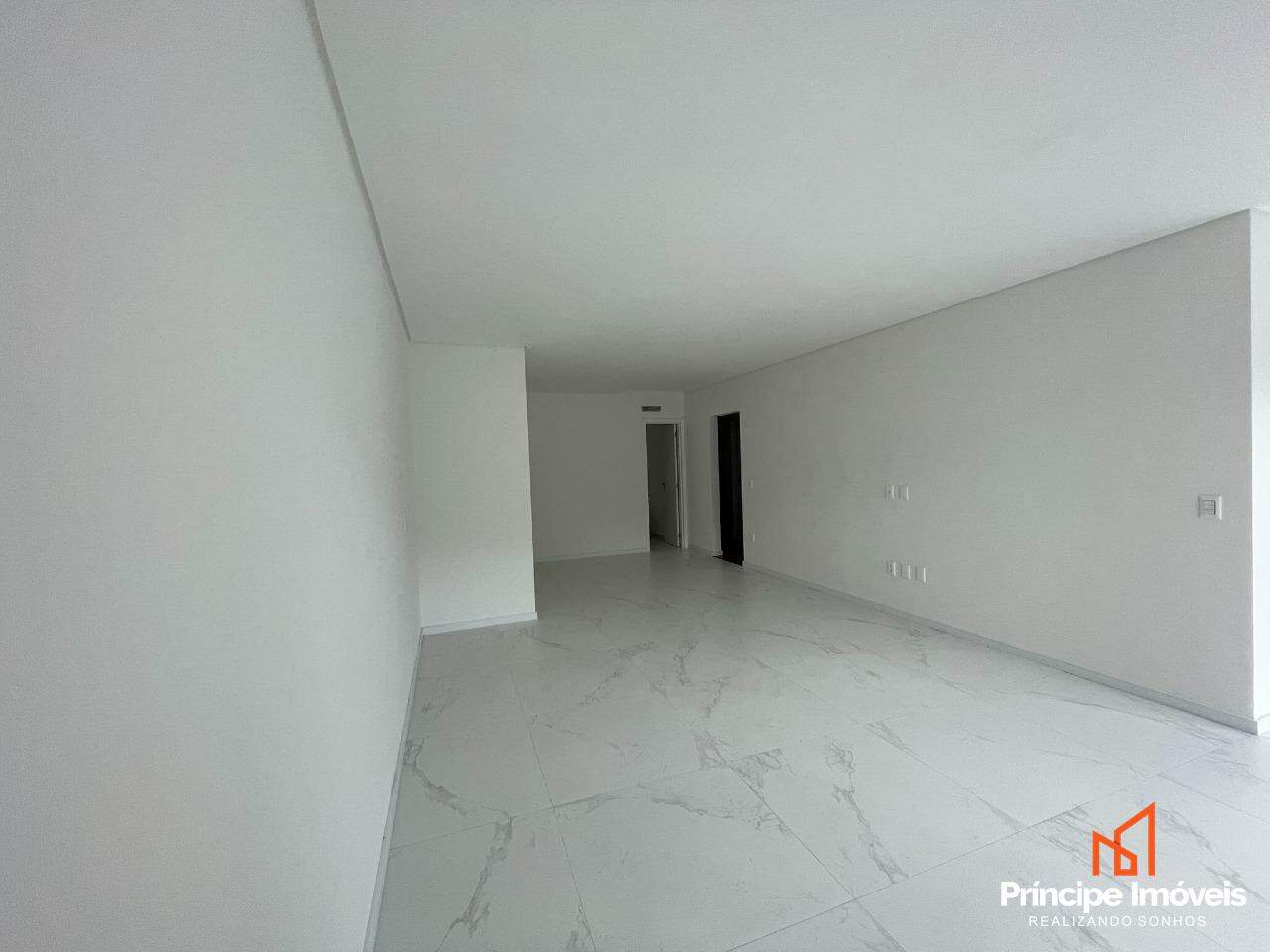 Apartamento à venda em Joinville, Atiradores, 3 quartos: 