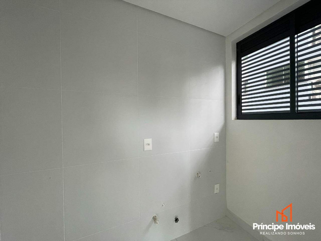 Apartamento à venda em Joinville, Atiradores, 3 quartos: 