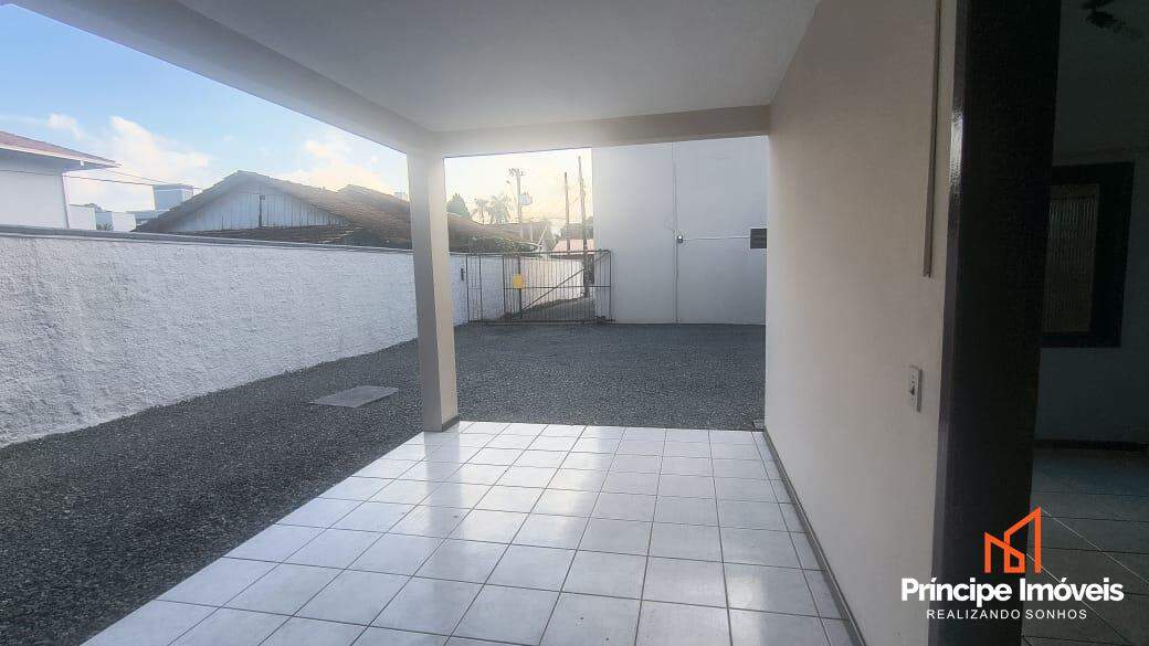 Apartamento para aluguel em Joinville, Santo Antônio, 1 quarto: 
