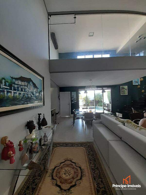 Casa para aluguel em Joinville, Dona Francisca (Pirabeiraba), 3 quartos: 