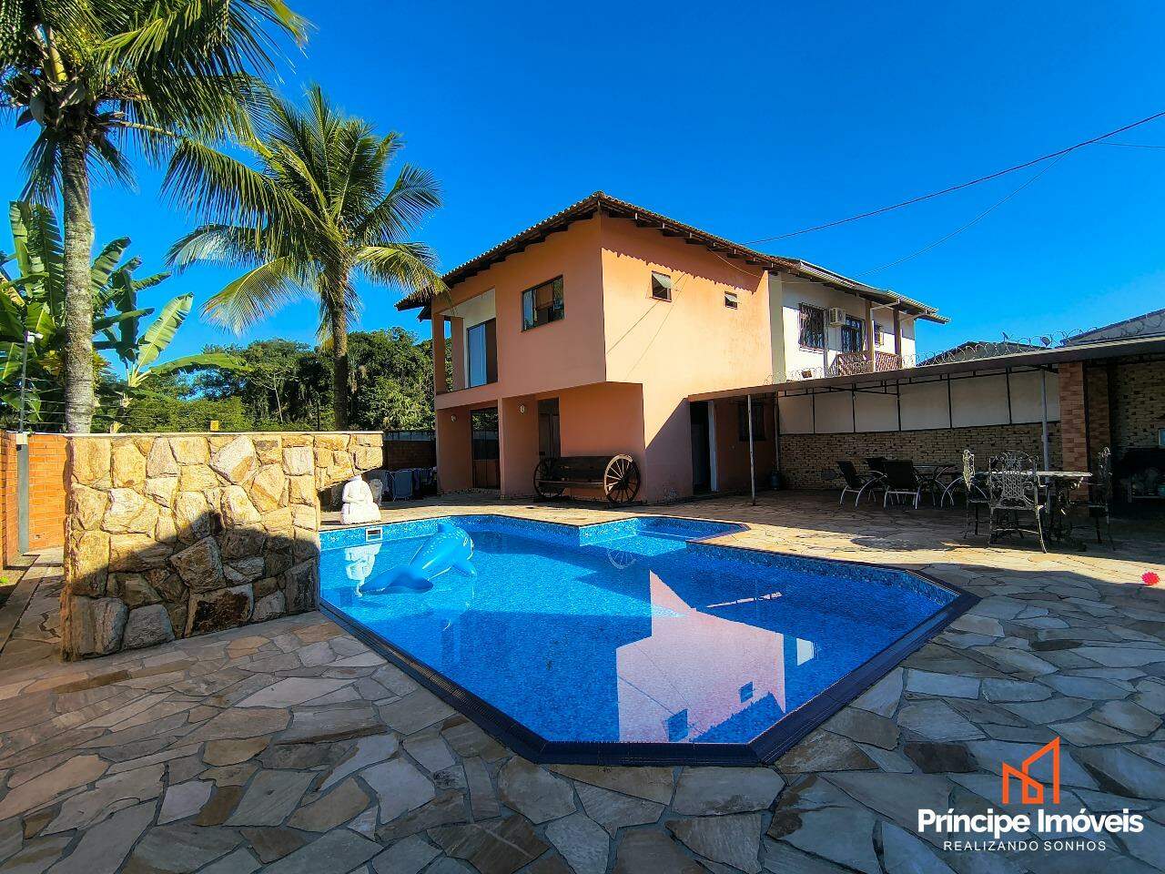 Casa à venda em Joinville, Bucarein, 3 quartos: 