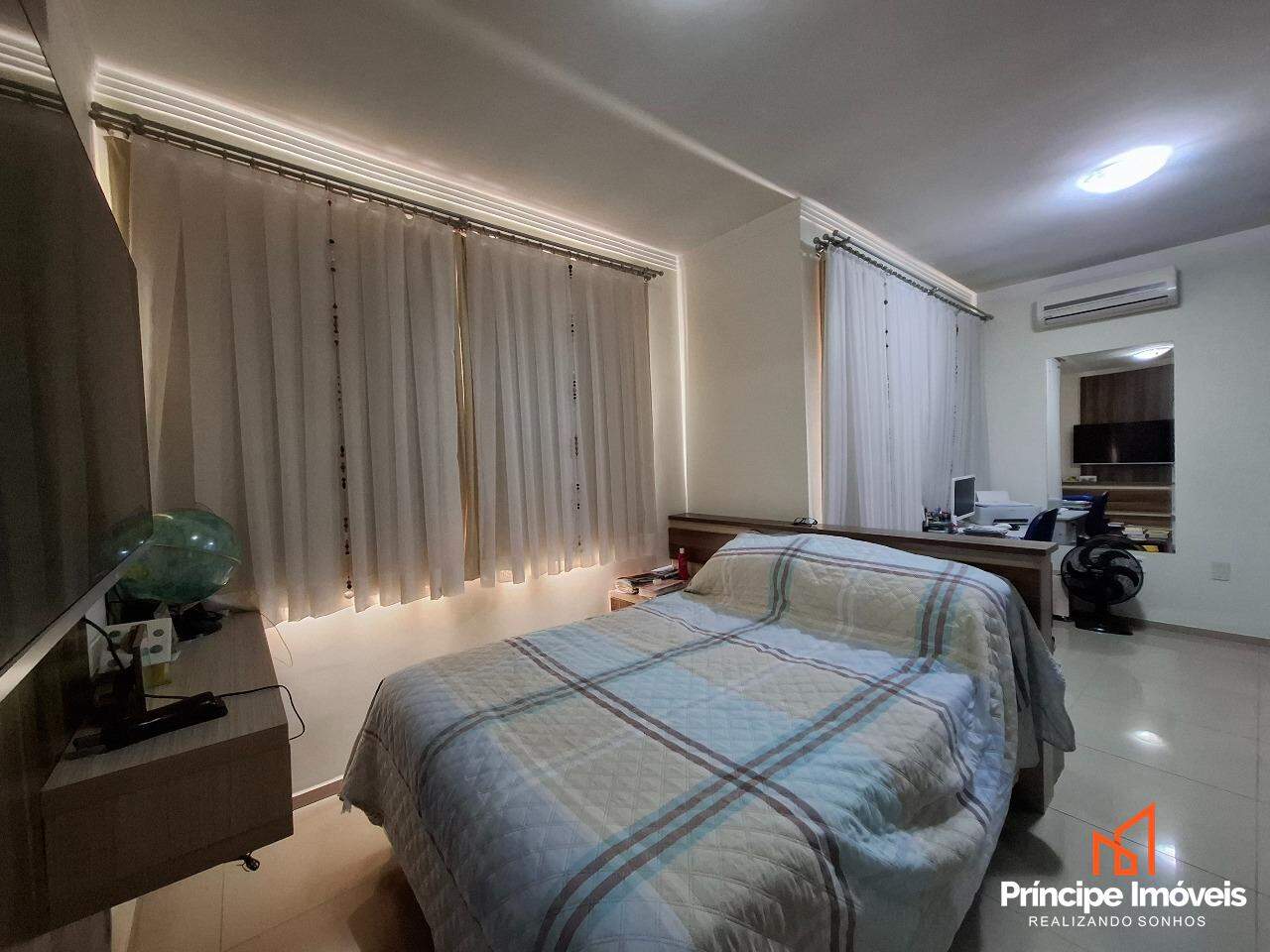Casa à venda em Joinville, Floresta, 3 quartos: 
