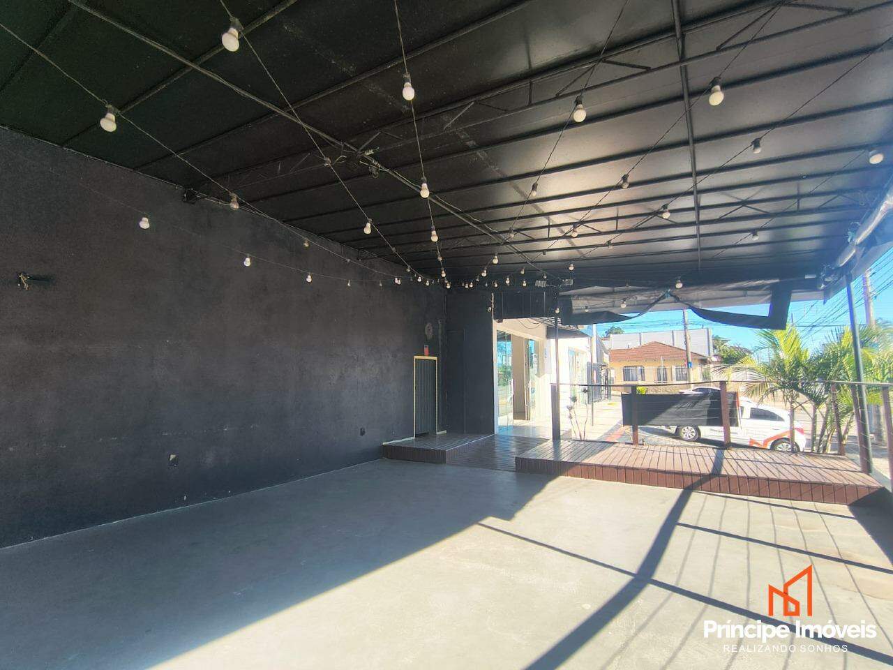 Sala comercial para aluguel em Joinville, Iririú, : 