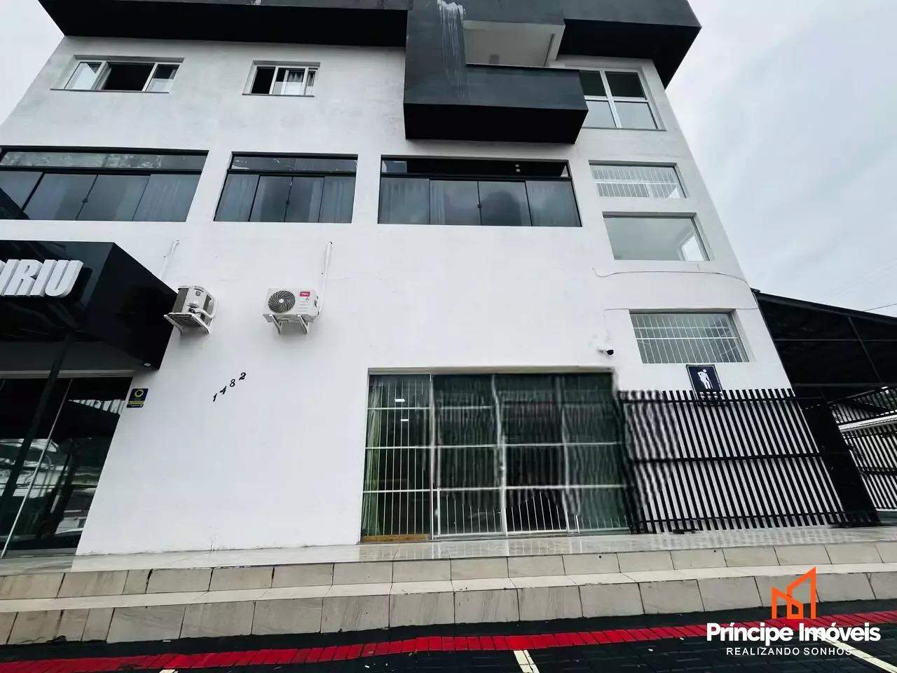 Sala comercial para aluguel em Joinville, Iririú, : 