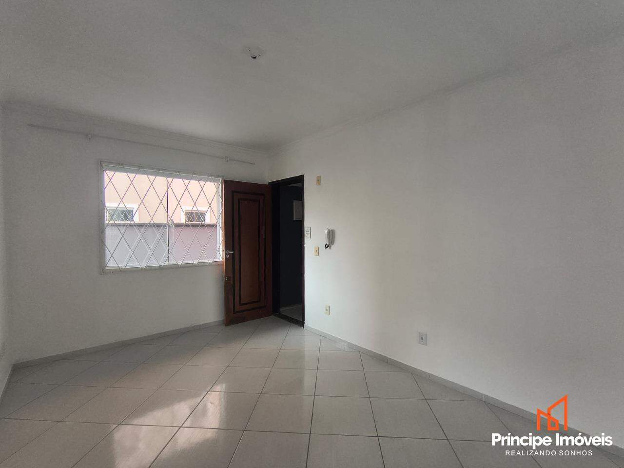 Apartamento para aluguel em Joinville, Jardim Sofia, 2 quartos: 