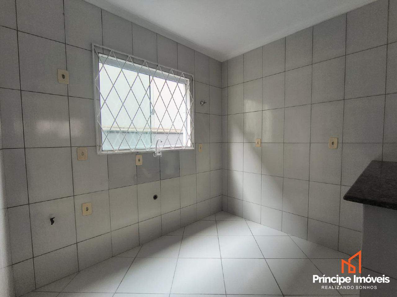 Apartamento para aluguel em Joinville, Jardim Sofia, 2 quartos: 