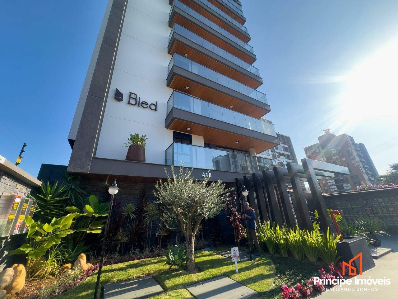 Apartamento à venda em Joinville, Anita Garibaldi, 3 quartos: 