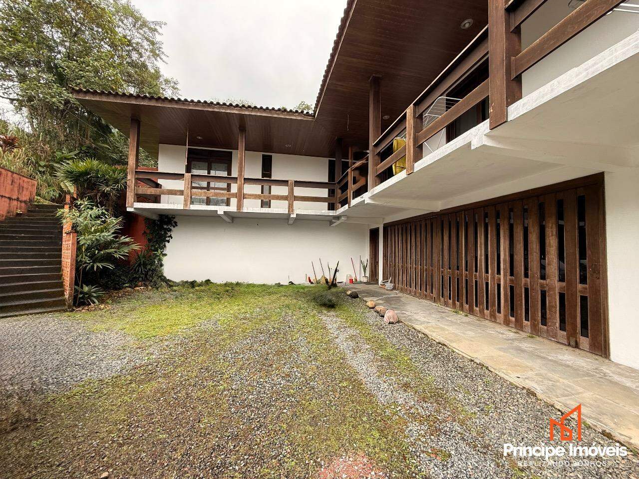 Casa à venda em Joinville, Saguaçu, 4 quartos: 