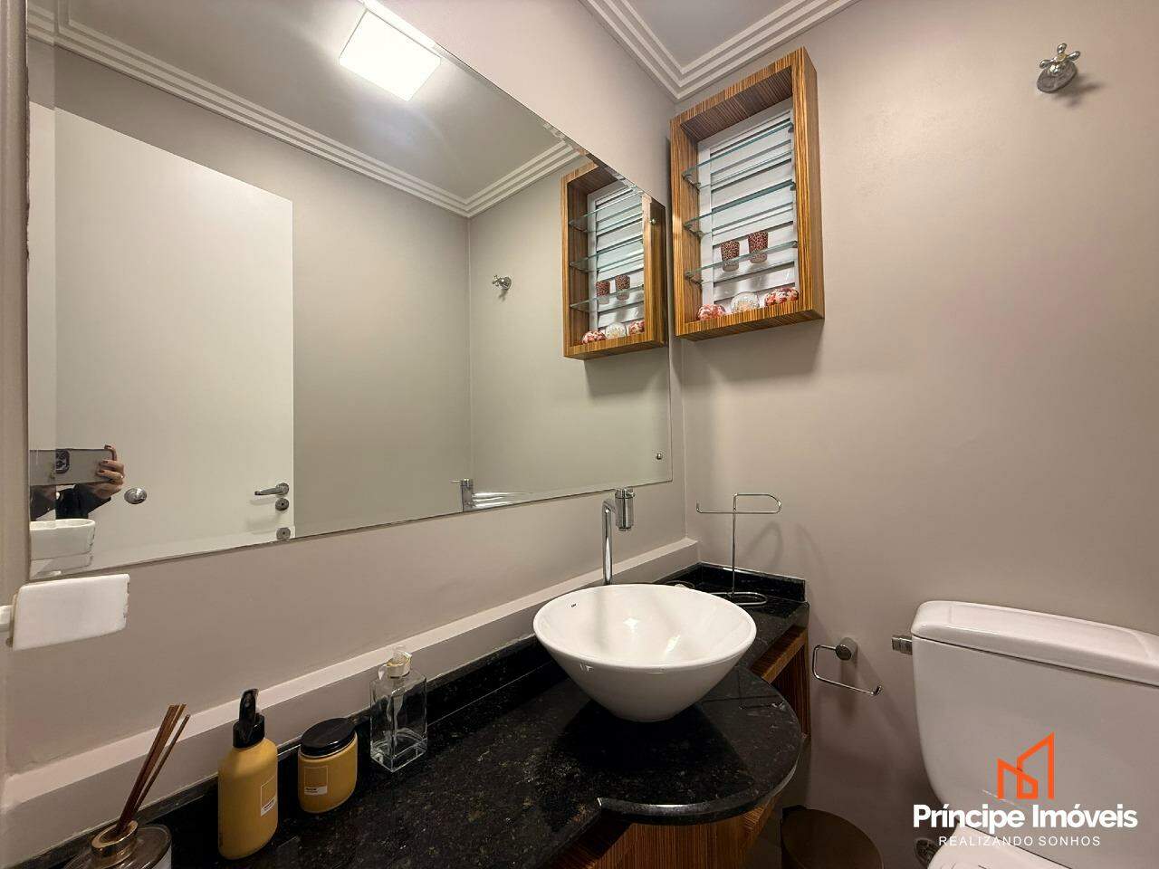 Apartamento à venda em Joinville, Atiradores, 4 quartos: 
