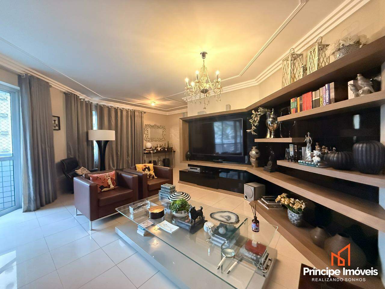 Apartamento à venda em Joinville, Atiradores, 4 quartos: 