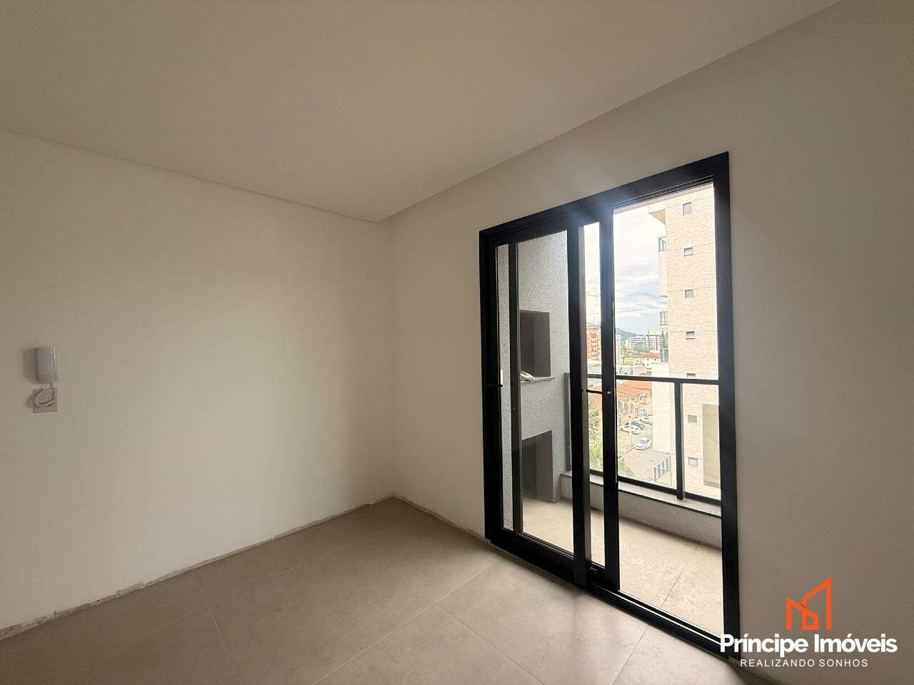 Apartamento à venda em Joinville, América, 1 quarto: 
