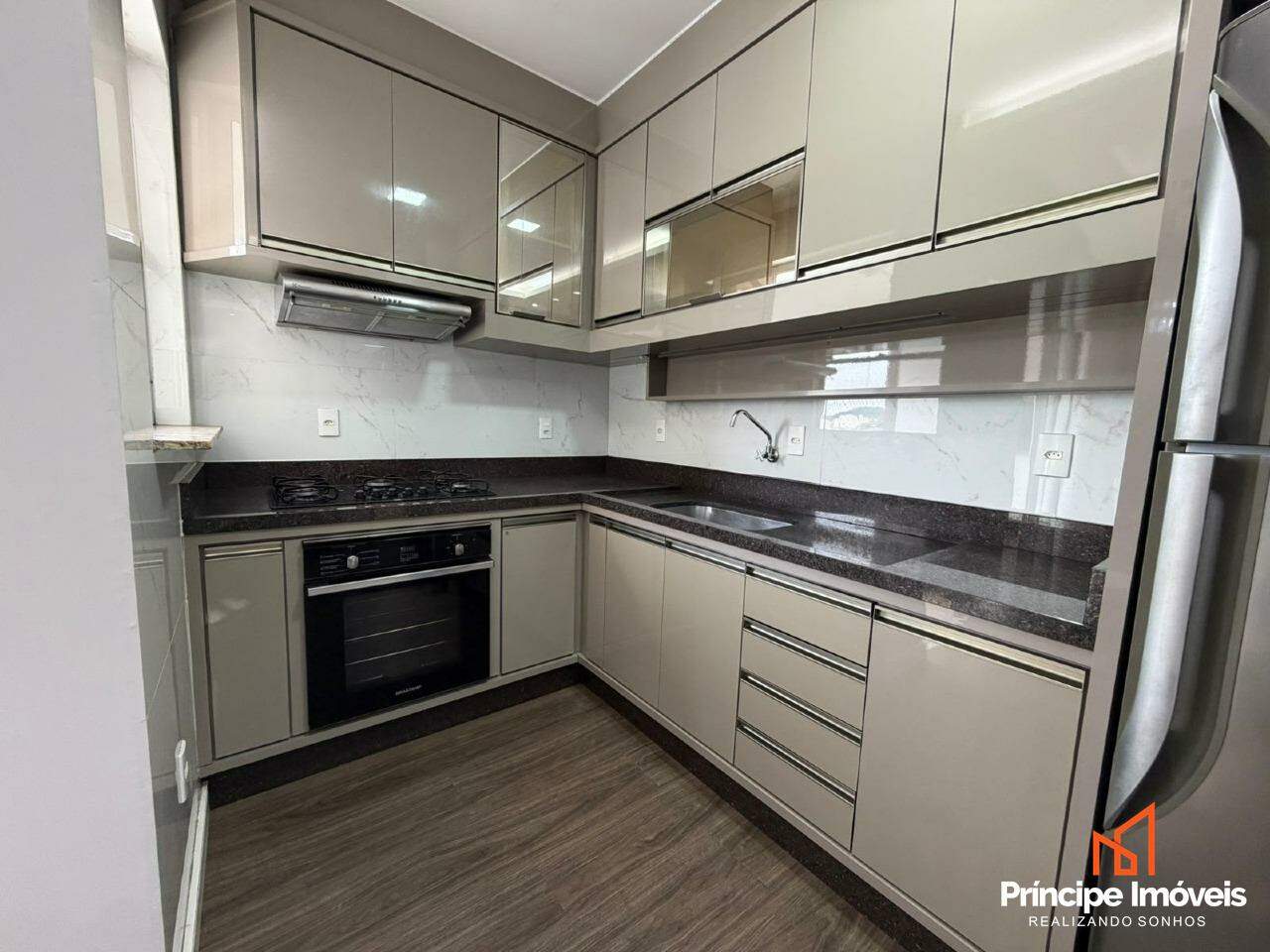 Apartamento para aluguel em Joinville, Costa e Silva, 2 quartos: 