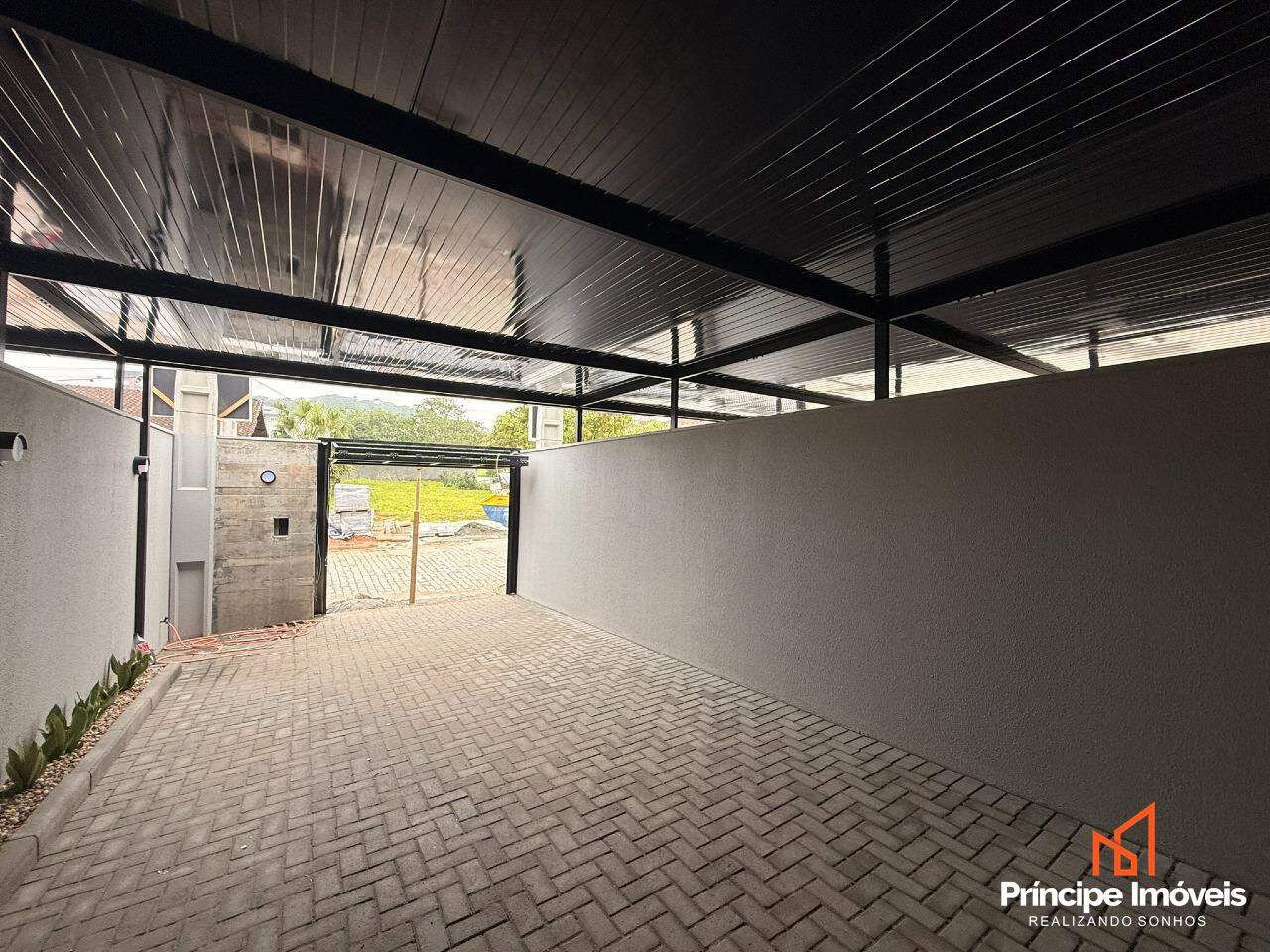 Geminado à venda em Joinville, Glória, 3 quartos: 
